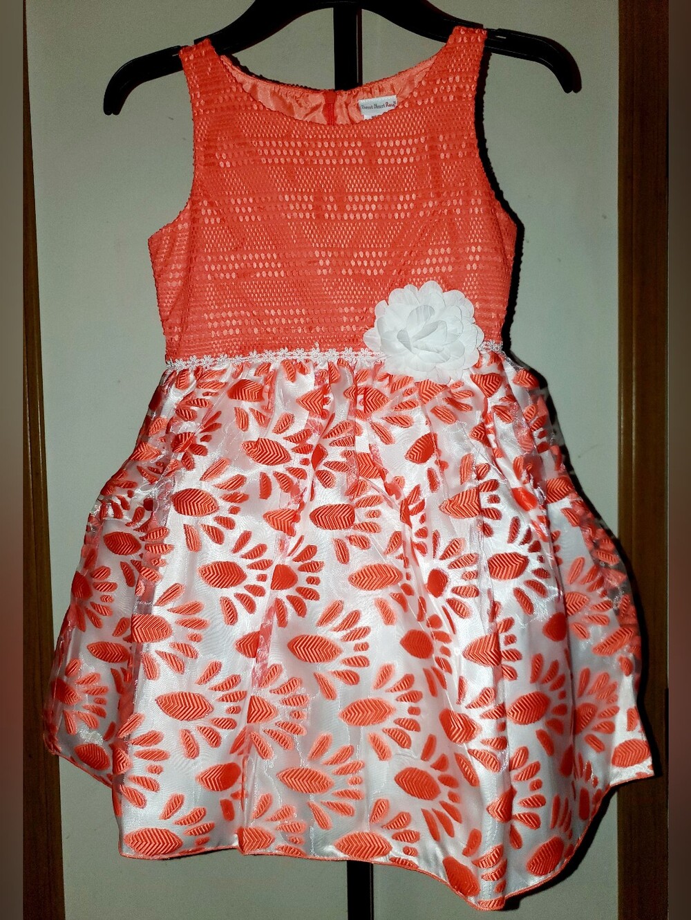 Sweet Heart Rosr Coral Lace Bodice Floral Skirt Dress with White Flower NWT 6X